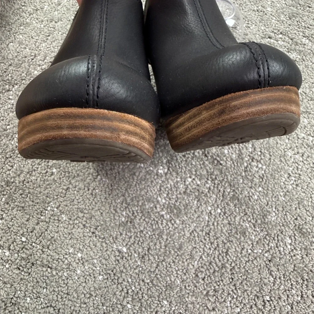 Dr. Scholls Harlow Wedge Booties Womens 7 Black Perforated Ankle Boots Comfort